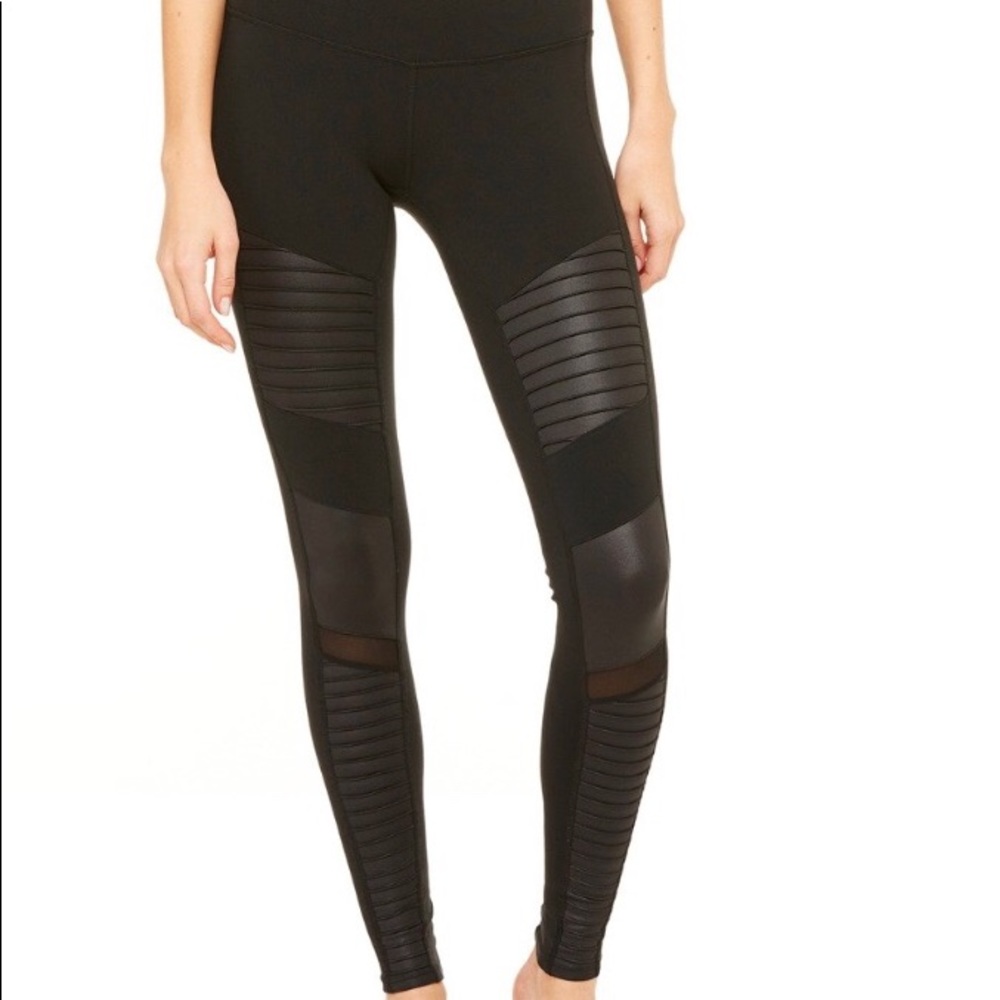 Alo Yoga Moto Leggings